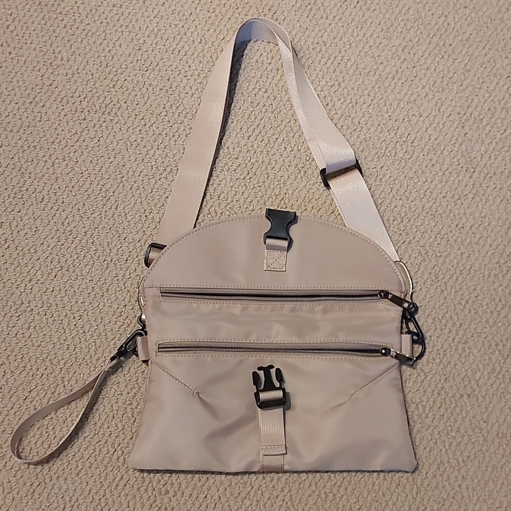 Gold trim nylon belt/cross body bag/clutch - Picture 15 of 16